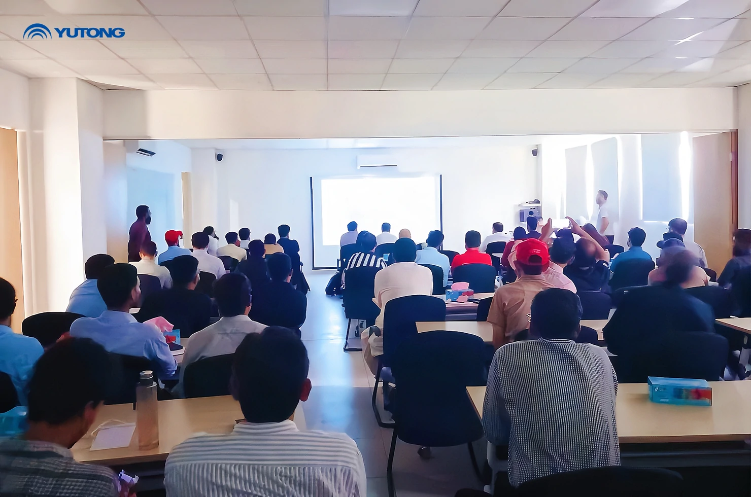 Yutong Hosts EV Maintenance Training in Karachi: Hands-On, Theory-Driven Sessions Bolster Local Service Capabilities Yutong Hosts EV Maintenance Training in Karachi: Hands-On, Theory-Driven Sessions Bolster Local Service Capabilities